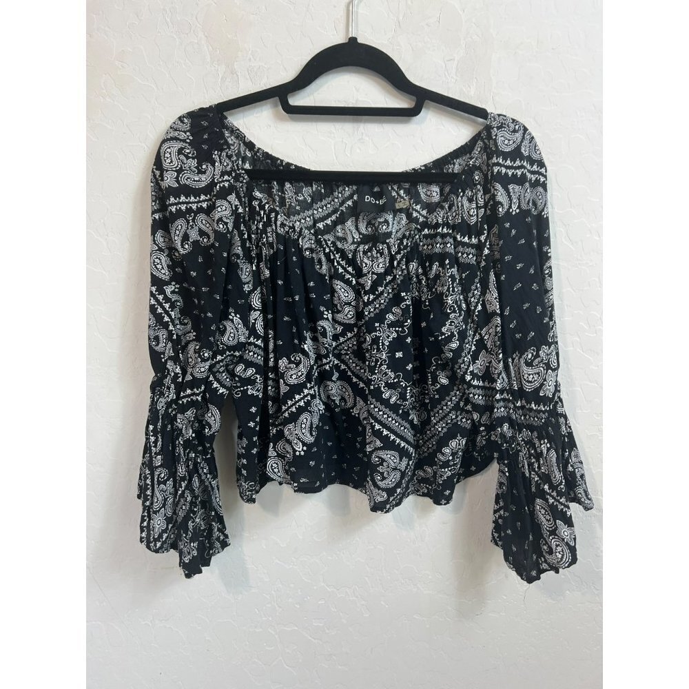 DO + BE Black White Bandana Print Crop Blouse Very Stretchy Sz L